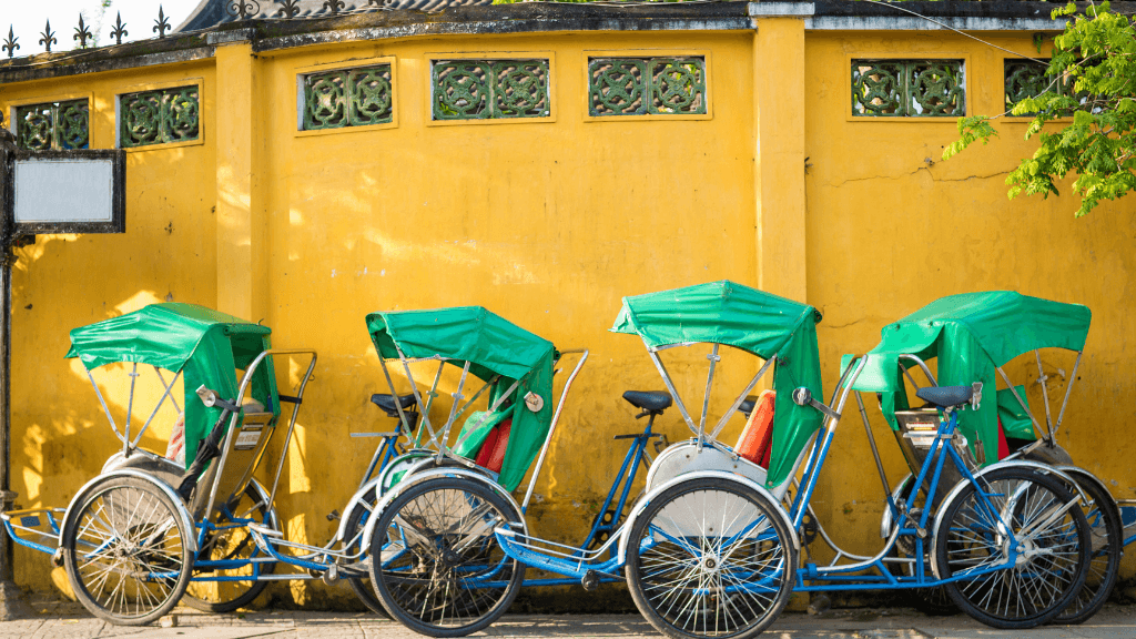 Icons of Vietnam | 12/15 Days of Old Towns, Epic Views & Street Eats
