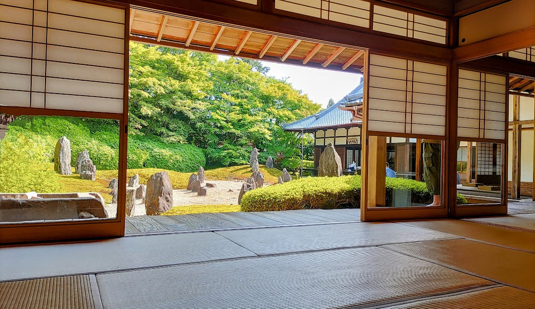 Icons of Japan | 10/14 Days of Temples, Trains & Tastes