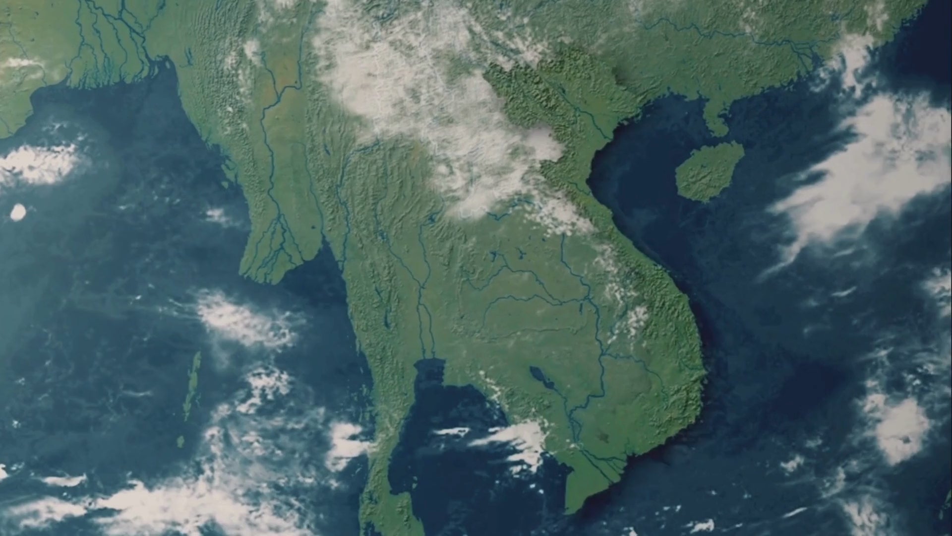 Icons of Vietnam | 12/15 Days of Old Towns, Epic Views & Street Eats