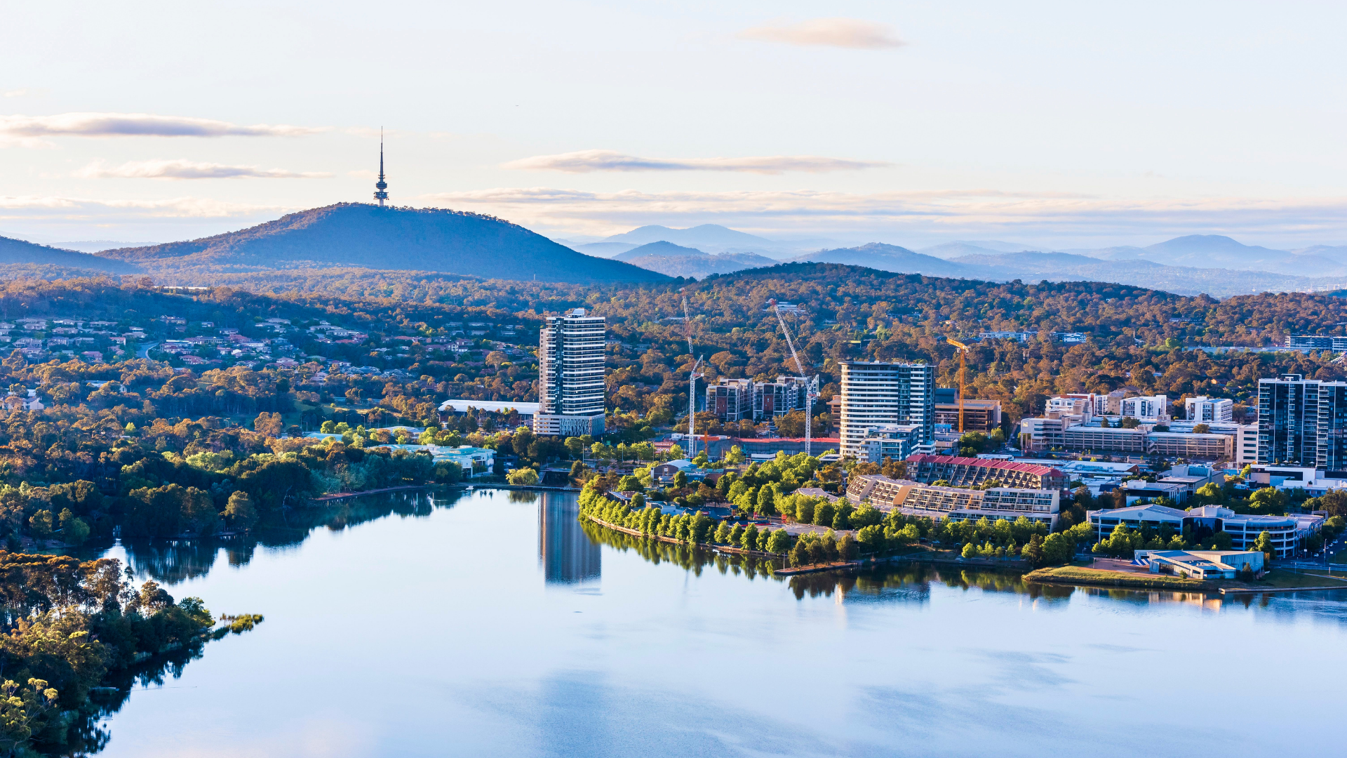 Canberra & Urban - Zero Trace Tours
