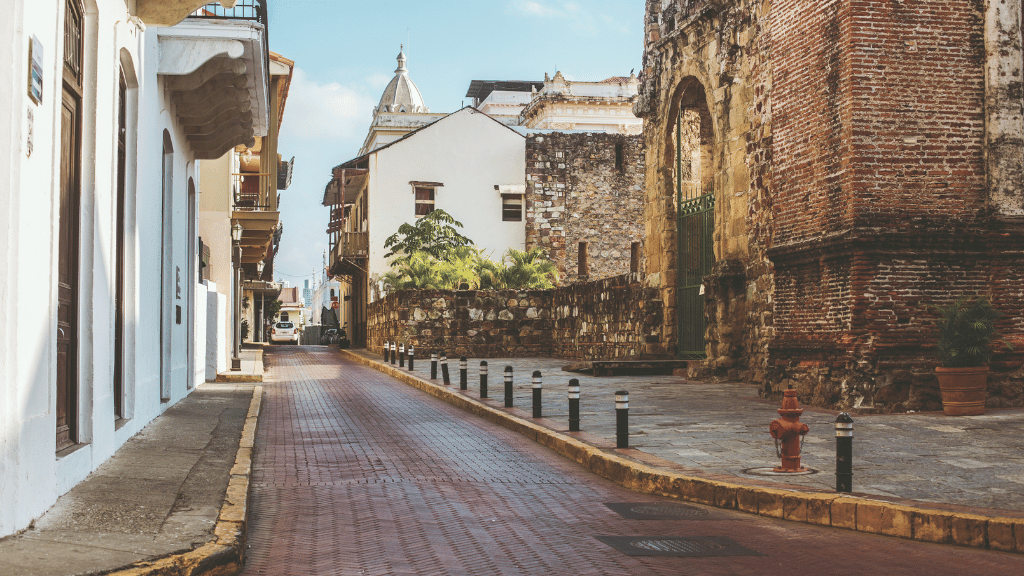 Costa Rica to Colombia: 27 Days of Coasts, Coffee & Culture | San José → Medellín