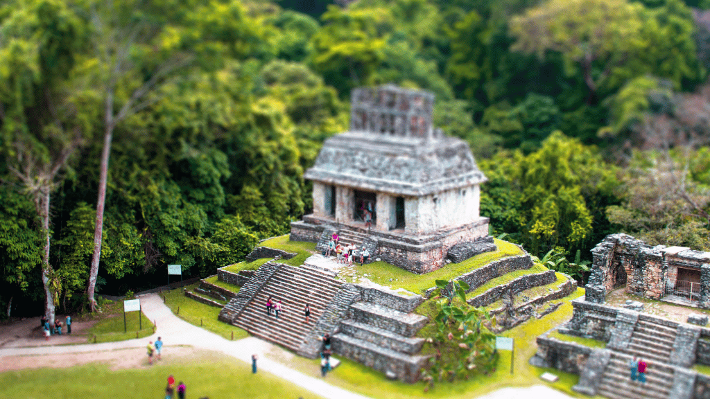 Maya Heartlands: 12 or 22 Days of Ruins, Rainforest & Reefs | Antigua → Playa del Carmen