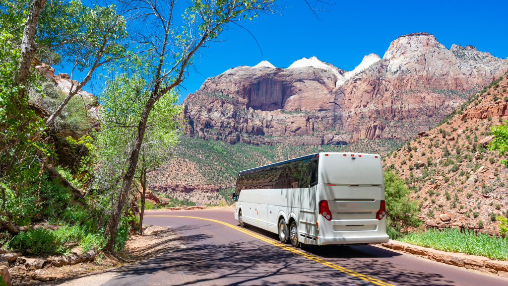 Icons of Western USA | 10–18 Days of Coast, Canyons & Giant Trees