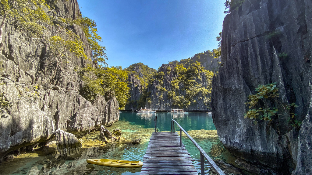 Unlock Philippines Paradise: 7-10 Days from Manila to Palawan Caves & Bays