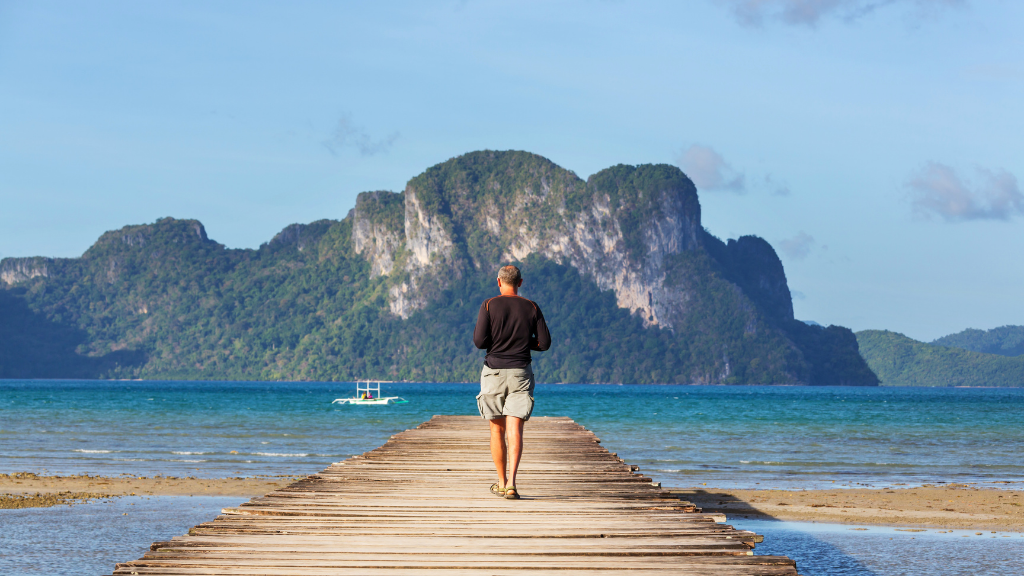 Unlock Philippines Paradise: 7-10 Days from Manila to Palawan Caves & Bays