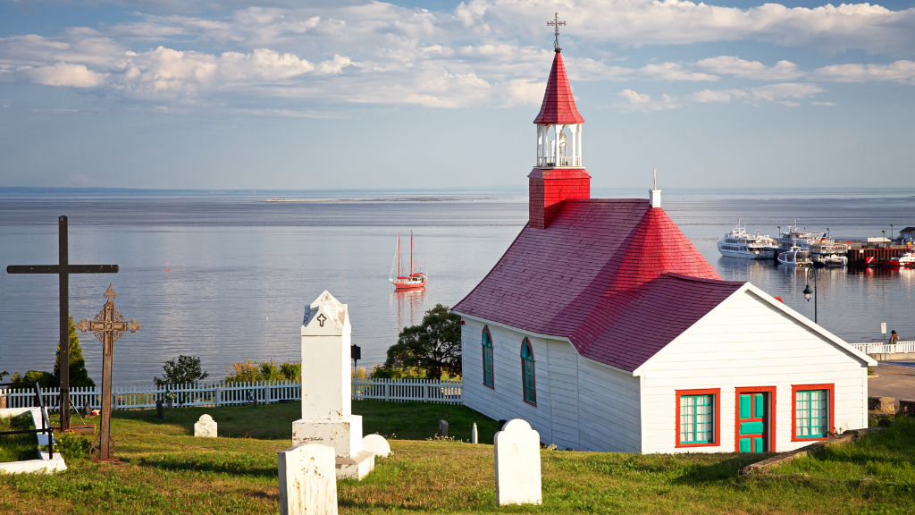 Northern Québec (Summer or Winter) Escape | 7 Days of Fjord Views, Forest Trails & Lodge Comfort