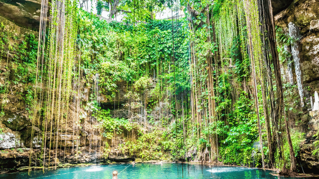 From Cenotes to Sloths: 32-Day Mexico-to-Costa Rica Traverse | Playa del Carmen → San José