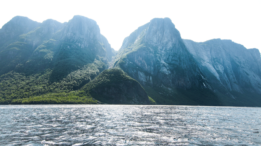 Coasts, Cliffs & Culture of Newfoundland | 8 or 18 Days on Canada’s Atlantic Edge