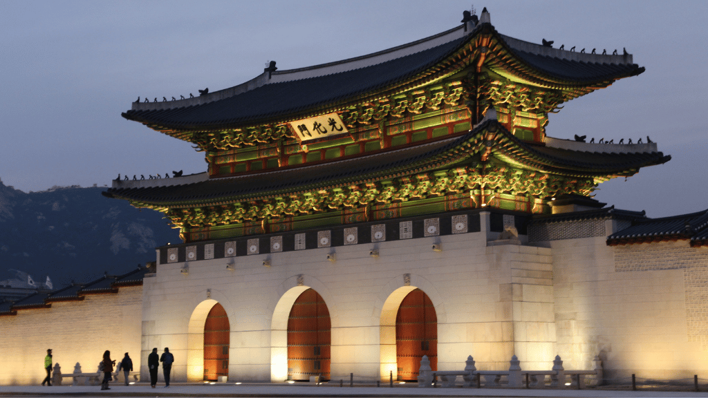 Unlock South Korea: 9-13 Days from Seoul to Jeju Cliffs & Temples