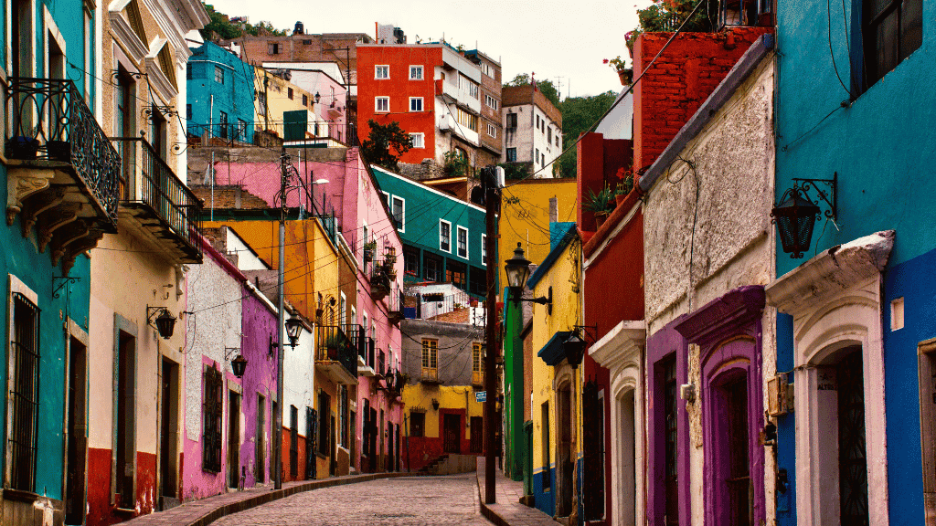 Colonial Streets to Coral Seas | 14 or 22-Day Mexican Mayan Adventure