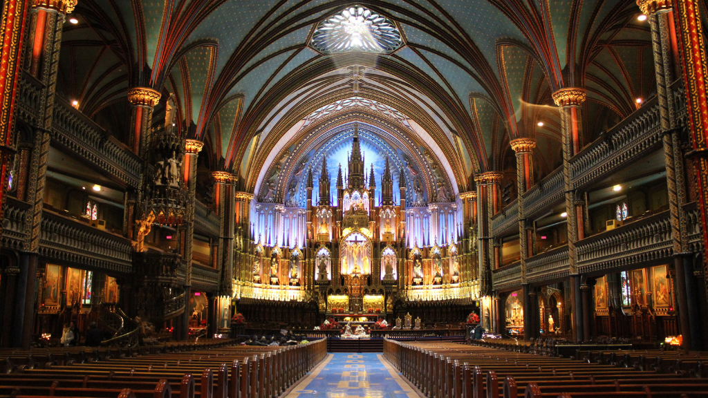 Northern Québec (Summer or Winter) Escape | 7 Days of Fjord Views, Forest Trails & Lodge Comfort