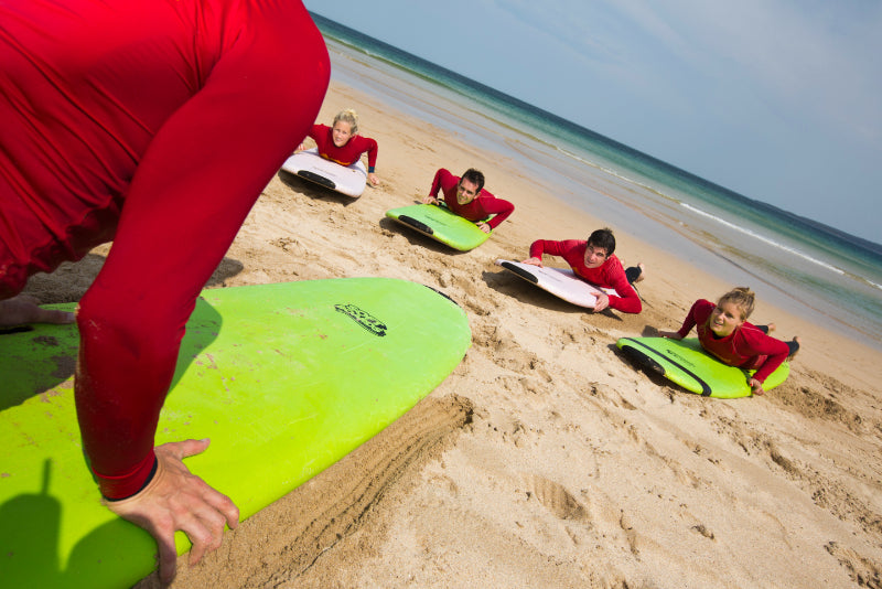 Iconic Aussie Traverse (10–23 Days) | Urban Icons, Uluru Sunsets & Whitsunday Sails