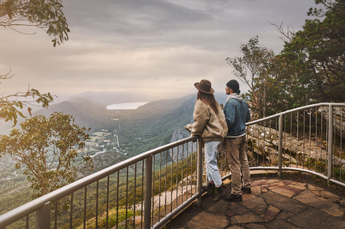 Grampians National Park Day Tour from Melbourne: Wildlife, Waterfalls & Aboriginal Culture Discovery