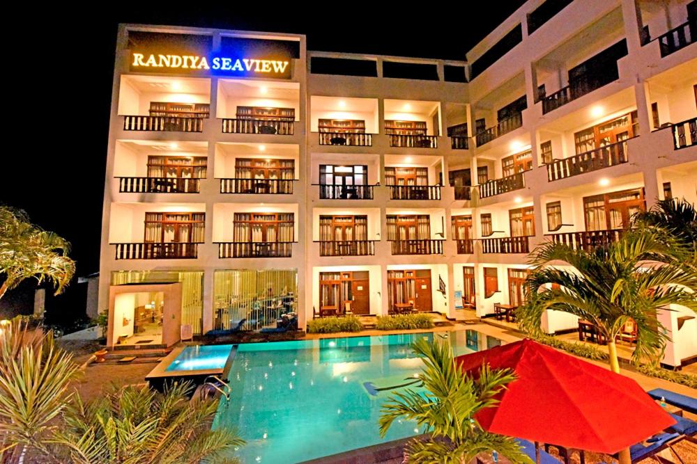 Icons of Sri Lanka | 12-Days of Spice Gardens, Emerald Hills & Tropic Coasts