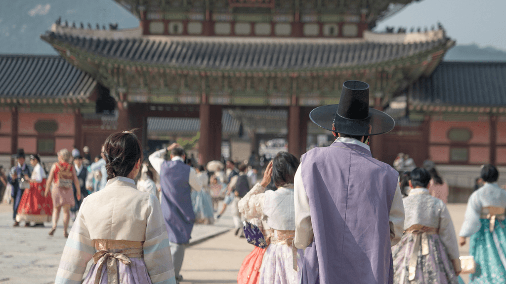 Icons of South Korea | 10/13 Days of K-Wave & Ancient Ways