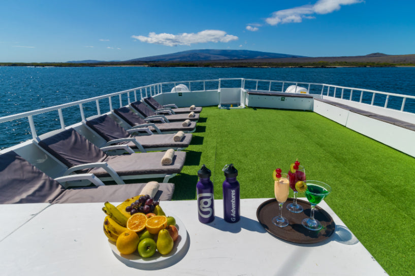 Small Ship Galápagos | 7/10 or 17-Days Island-Hoping Expedition