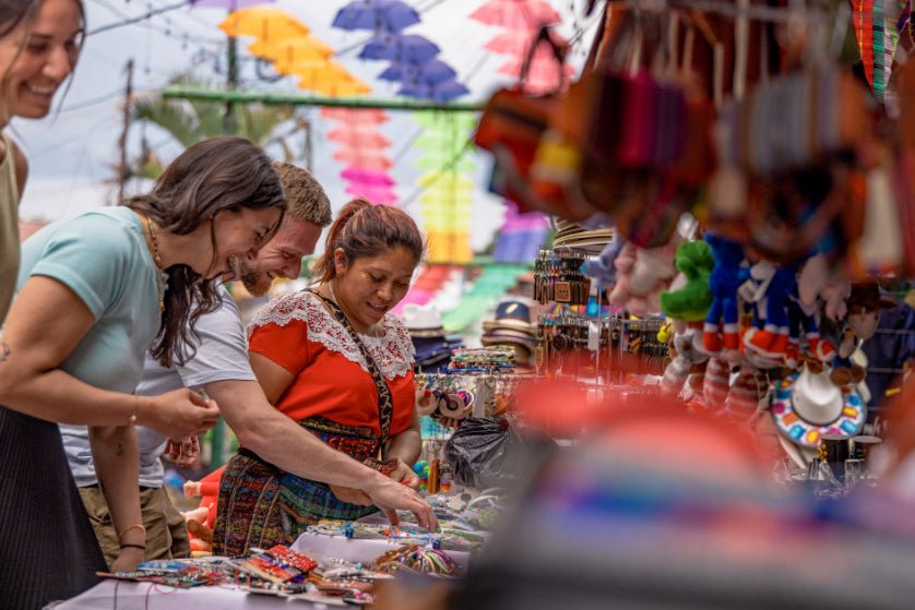 Epic Icons of Central America: Multi - Country Eco - Journey | Mexico City → Antigua / San José (29/45 or 62 Days) - Zero Trace Tours