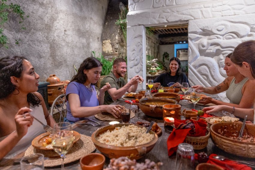 Epic Icons of Central America: Multi - Country Eco - Journey | Mexico City → Antigua / San José (29/45 or 62 Days) - Zero Trace Tours