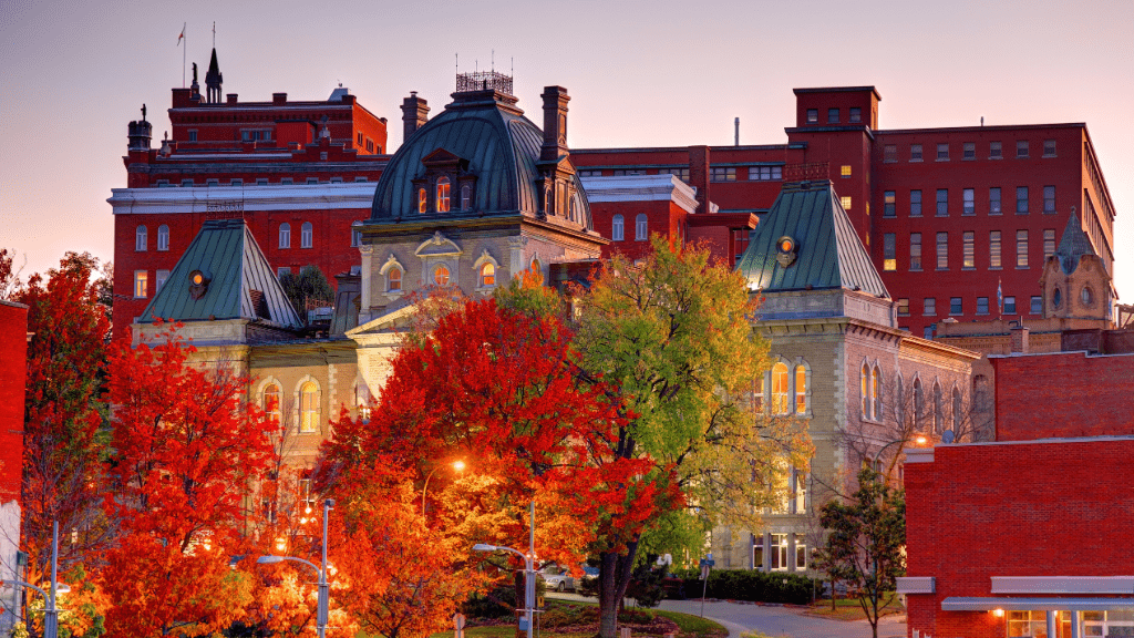 Epic Northern Québec Escape: 7 - Day Fjords, Trails & Cozy Lodge (Summer/Winter) - Zero Trace Tours