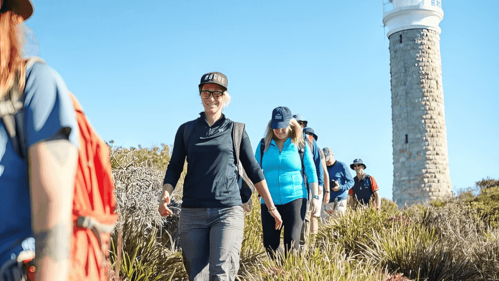Fiery Bays & Pristine Shores: 4 - Day Bay of Fires Guided Walk - Zero Trace Tours