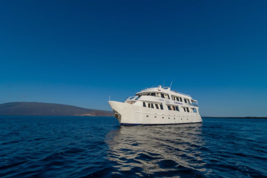 Galápagos Small - Ship Expedition: 7/10/17 - Day Island - Hopping Wonders - Zero Trace Tours