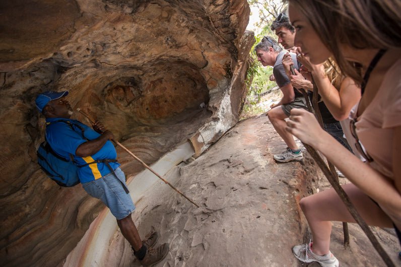 Iconic Aussie Traverse (10–23 Days) | Urban Icons, Uluru Sunsets & Whitsunday Sails - Zero Trace Tours