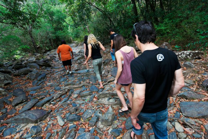 Iconic Aussie Traverse (10–23 Days) | Urban Icons, Uluru Sunsets & Whitsunday Sails - Zero Trace Tours