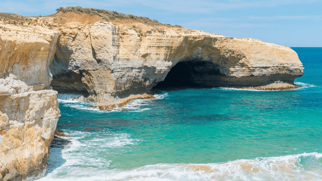 Iconic Twelve Apostles Trek: 4 - Day Great Ocean Walk - Zero Trace Tours