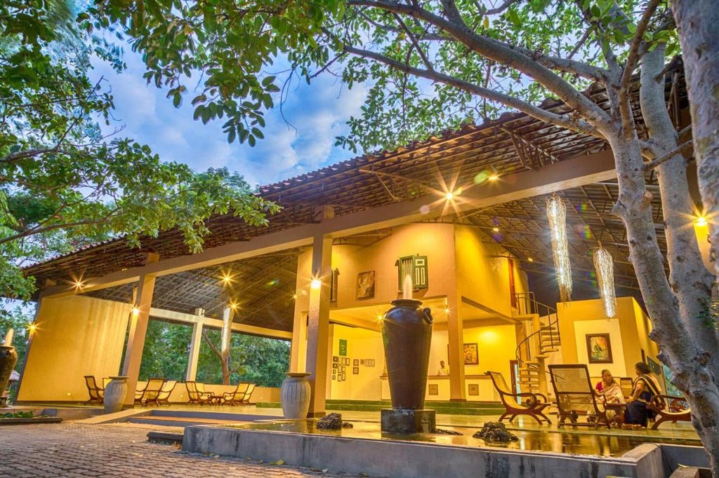 Icons of Sri Lanka | 12 - Days of Spice Gardens, Emerald Hills & Tropic Coasts - Zero Trace Tours