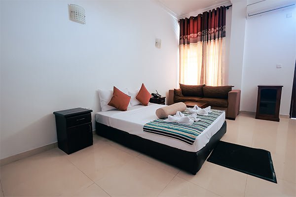 Icons of Sri Lanka | 12 - Days of Spice Gardens, Emerald Hills & Tropic Coasts - Zero Trace Tours