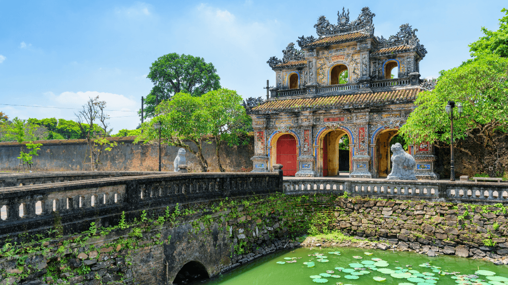 Icons of Vietnam | 12/15 Days of Old Towns, Epic Views & Street Eats - Zero Trace Tours