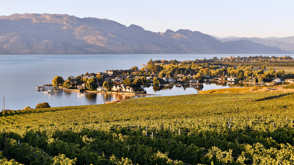 The Rockies 8 - Day Turquoise Corridor | Banff, Jasper, Whistler & the Okanagan — Vancouver ⇄ Calgary - Zero Trace Tours