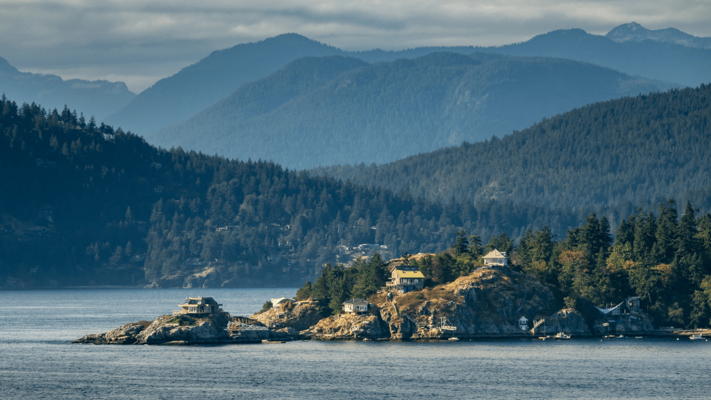 The Rockies 8 - Day Turquoise Corridor | Banff, Jasper, Whistler & the Okanagan — Vancouver ⇄ Calgary - Zero Trace Tours