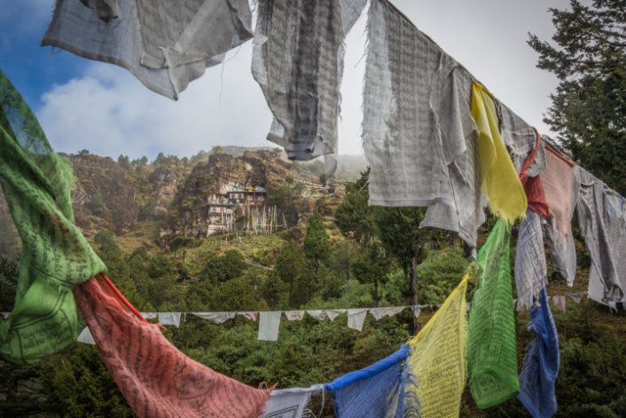 Thunder Dragon Traverse | 11 - Day Bhutan Trail with Camp or Comfort - Zero Trace Tours