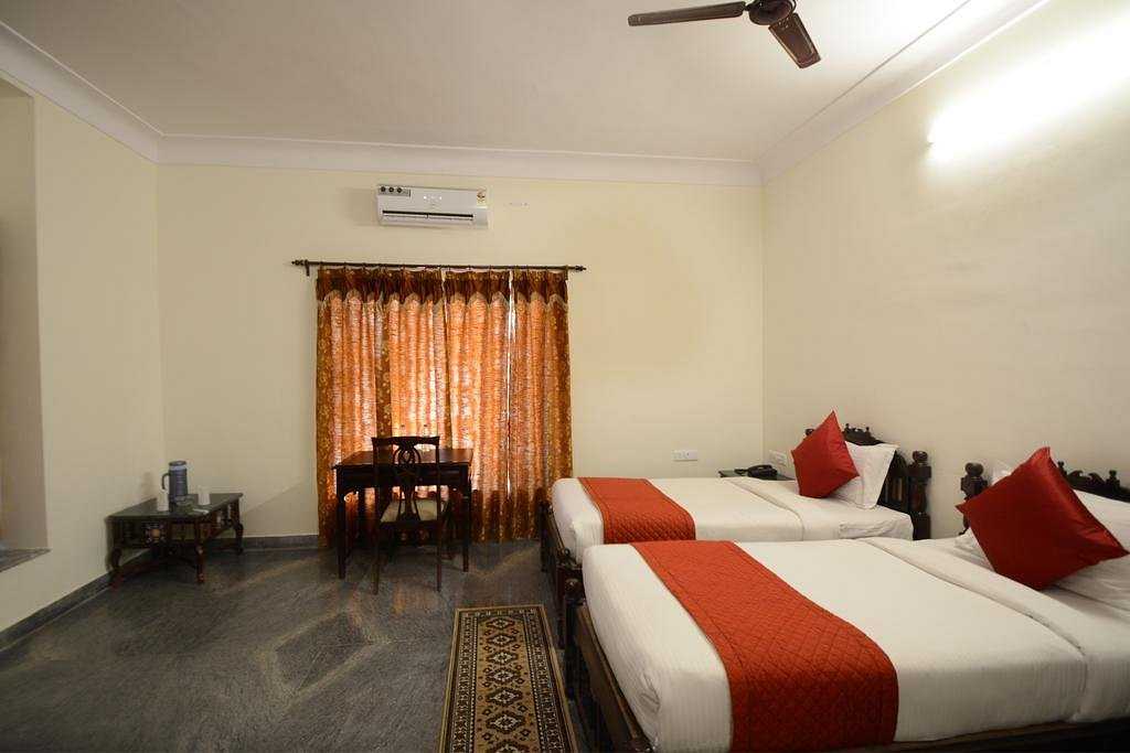 Timeless Icons of India | 12 Days of Palaces, Spice & Sacred Cities - Zero Trace Tours