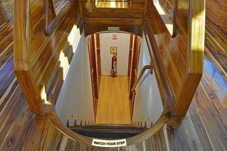 Total Galápagos Expedition: 17 - Day Small - Ship Wildlife Journey - Zero Trace Tours