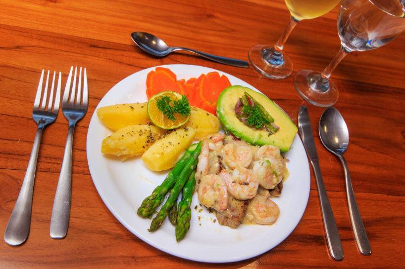 Total Galápagos Expedition: 17 - Day Small - Ship Wildlife Journey - Zero Trace Tours