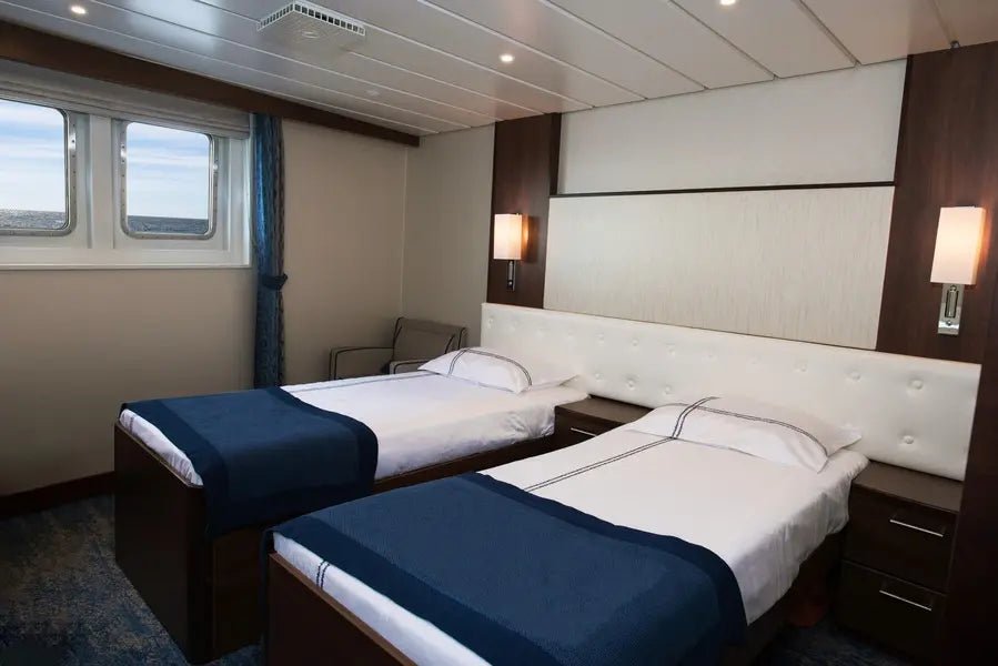 Ultimate Antarctica Expedition: 11 - Day Polar Wildlife Voyage - Zero Trace Tours