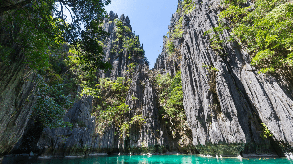 Unlock Philippines Paradise: 7 - 10 Days from Manila to Palawan Caves & Bays - Zero Trace Tours
