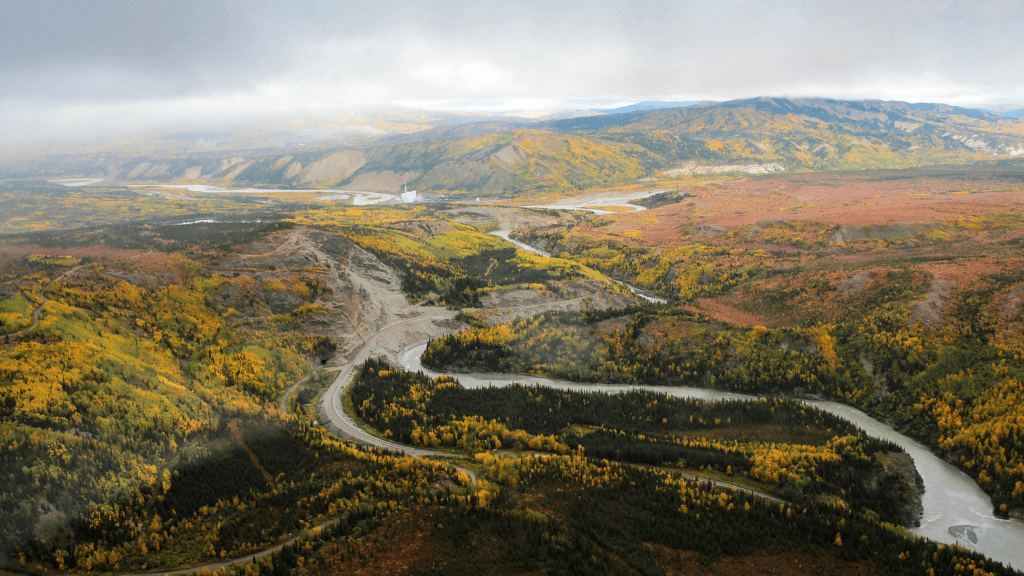 Untamed Alaskan Ridges: 14 - Day Ice Treks, Kayaks & Wild Wonders - Zero Trace Tours