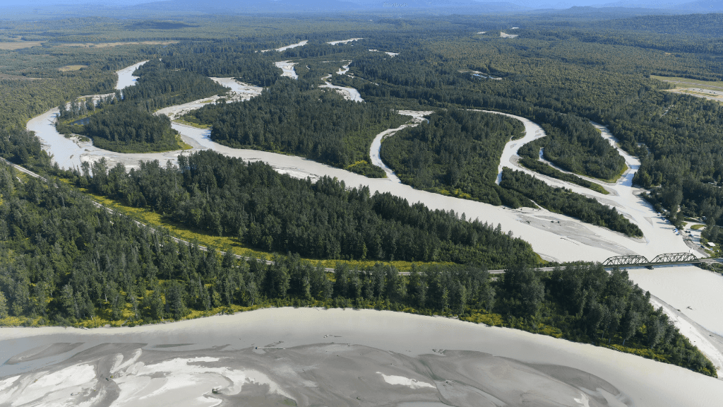 Untamed Alaskan Ridges: 14 - Day Ice Treks, Kayaks & Wild Wonders - Zero Trace Tours