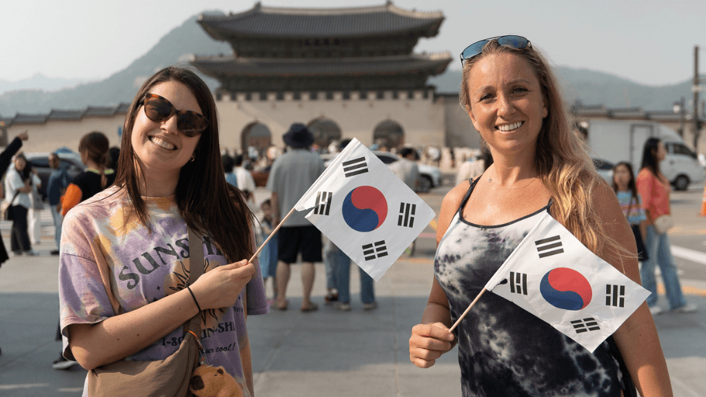 Vibrant Icons of South Korea | 10/13 Days of K - Wave & Ancient Ways - Zero Trace Tours