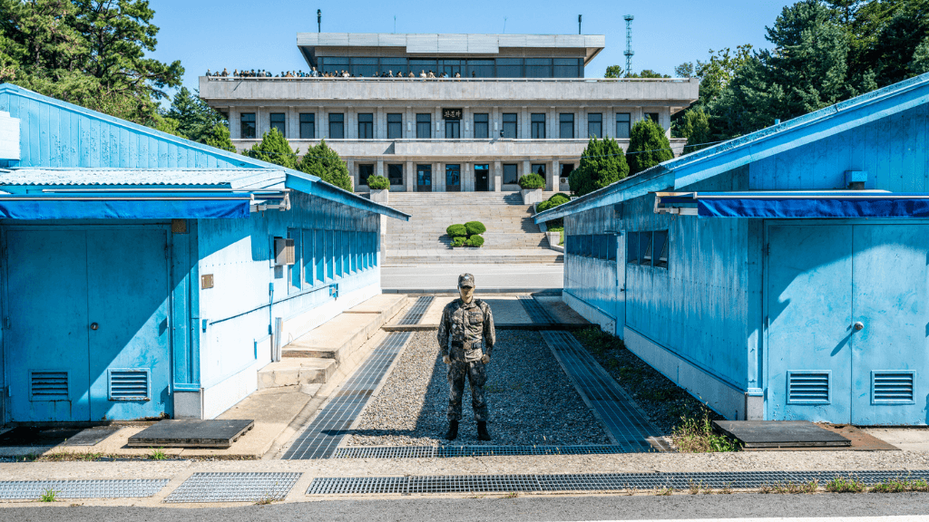 Vibrant Icons of South Korea | 10/13 Days of K - Wave & Ancient Ways - Zero Trace Tours