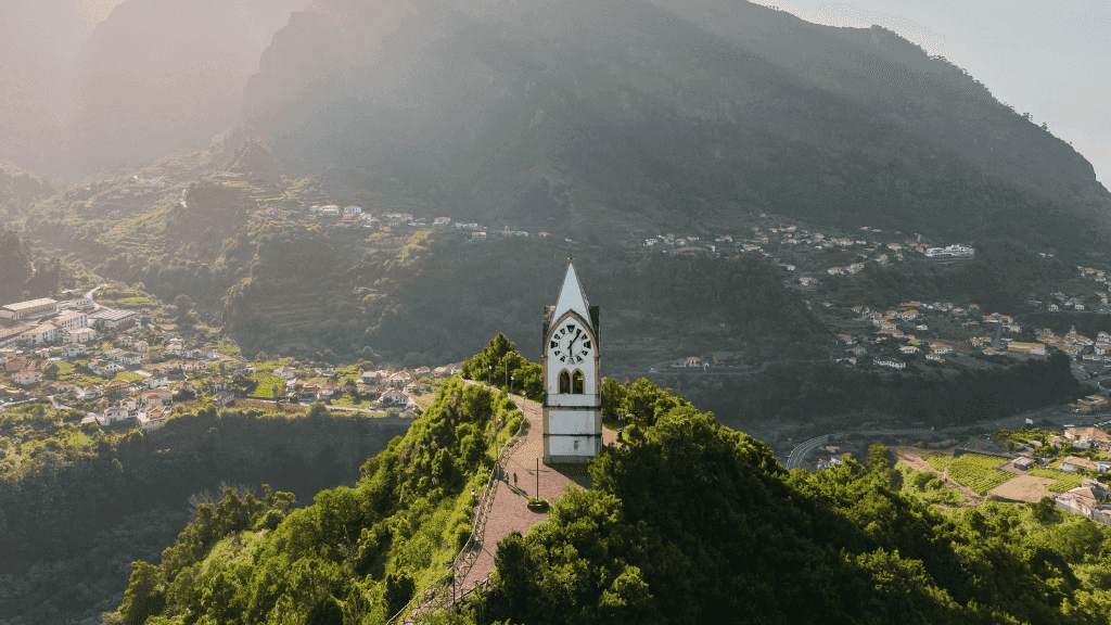 Volcanic Wonders of Madeira: 6 - Day Trail Adventure - Zero Trace Tours